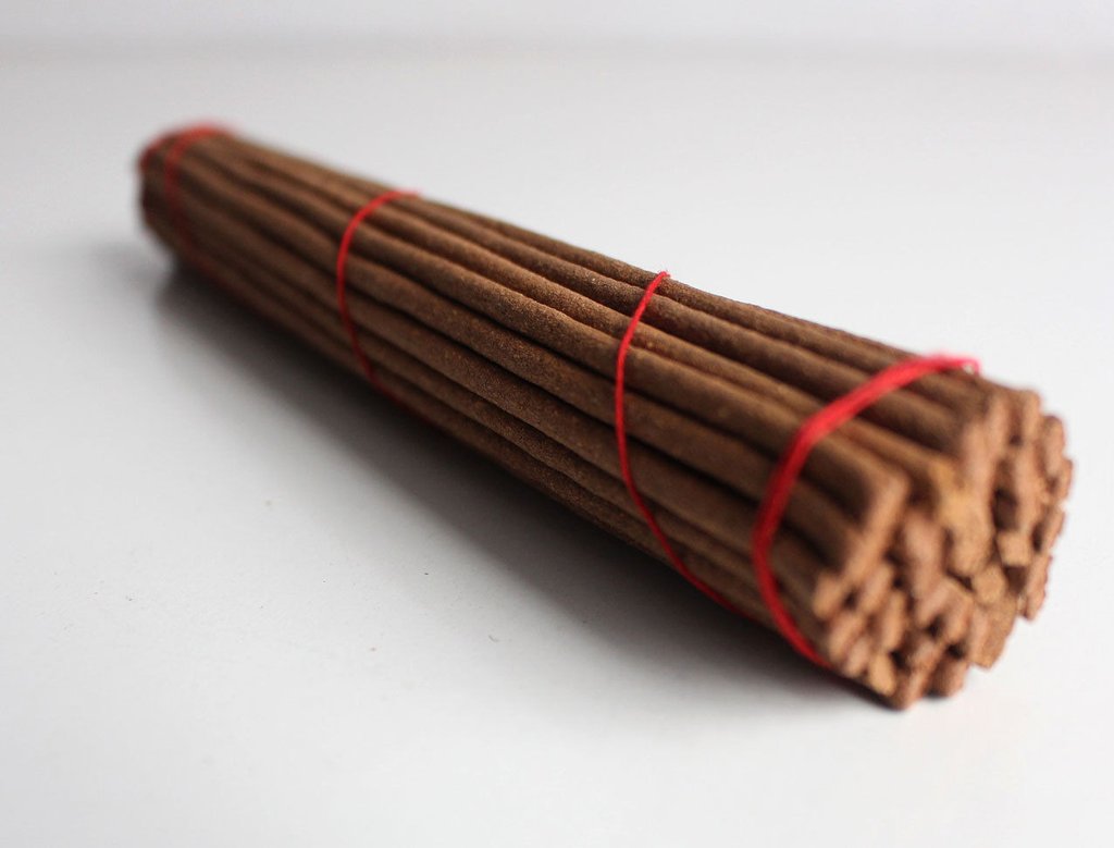 Medicine_Buddha_Long_Incense_Sticks_